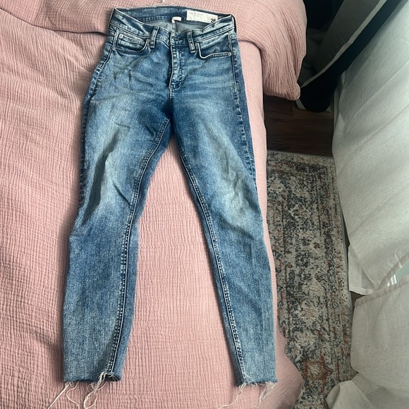 Blue denim rag and bone skinny jeans. Looser fit. Frayed boot cut. Size 26. - Picture 2 of 4